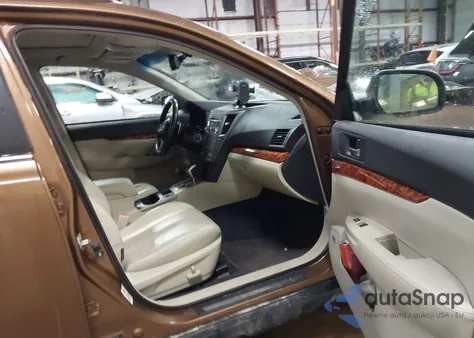 2011 Subaru Outback 2.5I Limited from USA, damaged, VIN 4S4BRCKC5B3370851